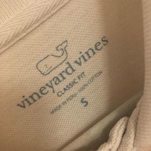 Vineyard vines men’s white polo in small